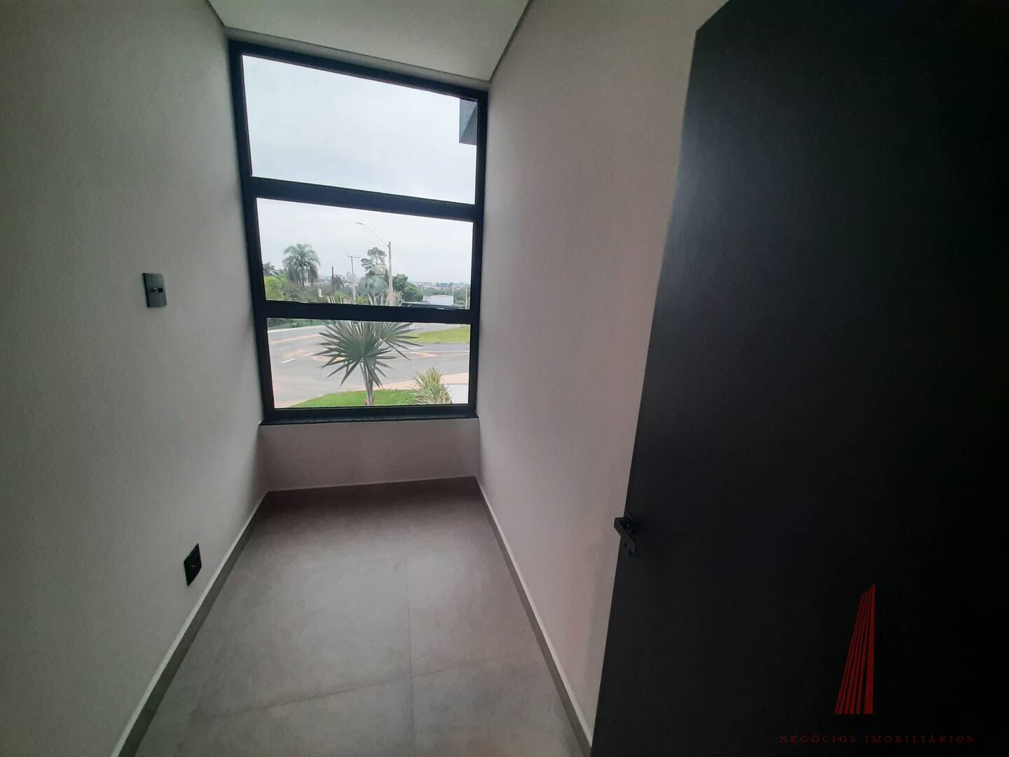 Casa à venda com 3 quartos, 225m² - Foto 4