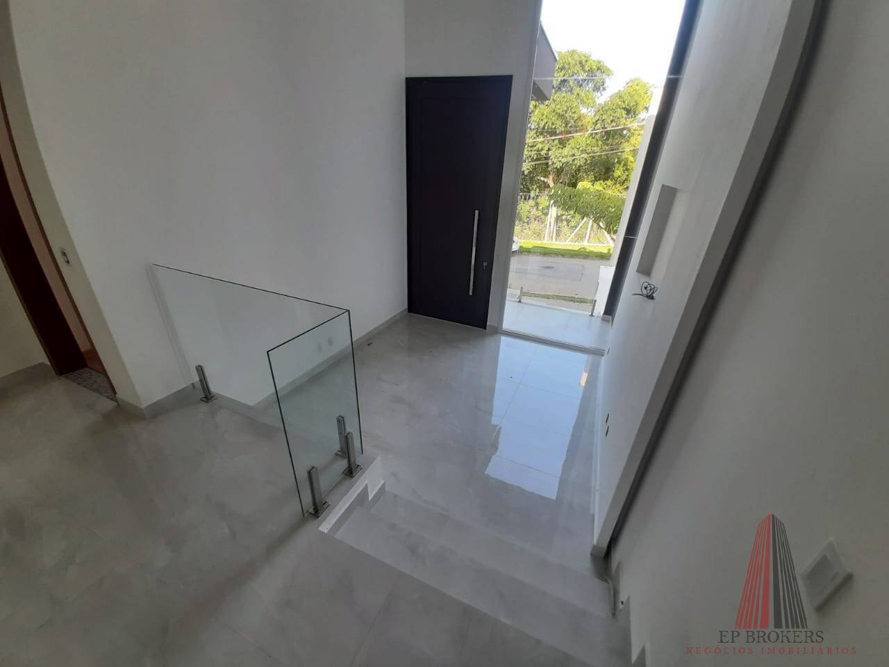 Casa de Condomínio à venda com 3 quartos, 220m² - Foto 4