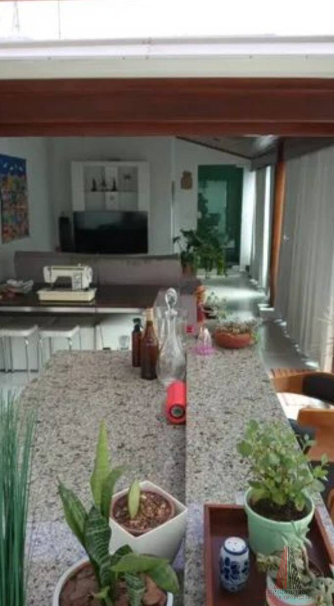 Apartamento à venda com 3 quartos, 160m² - Foto 4