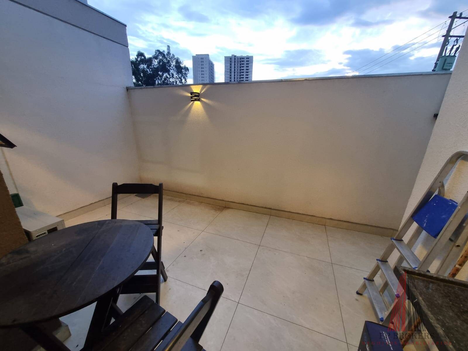 Apartamento à venda com 2 quartos, 70m² - Foto 7