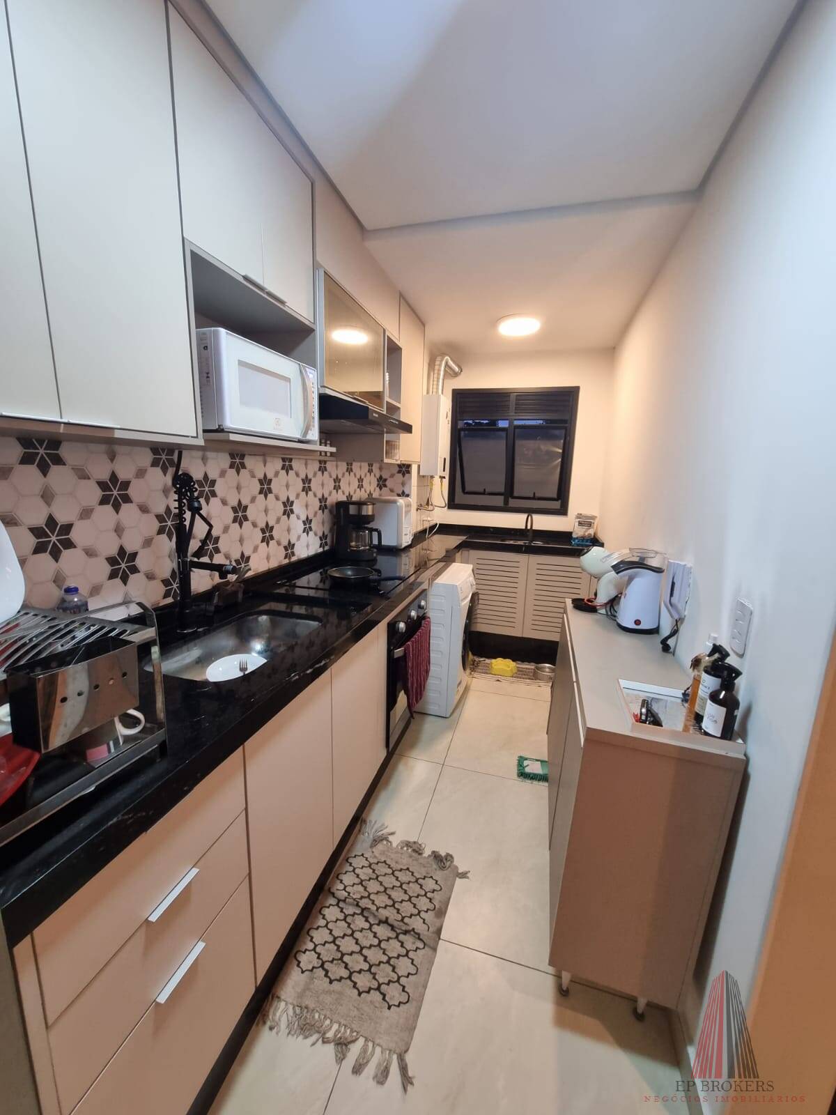 Apartamento à venda com 2 quartos, 70m² - Foto 4