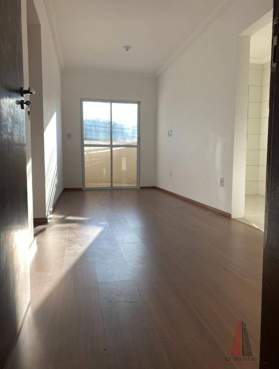 Apartamento à venda com 2 quartos, 57m² - Foto 1