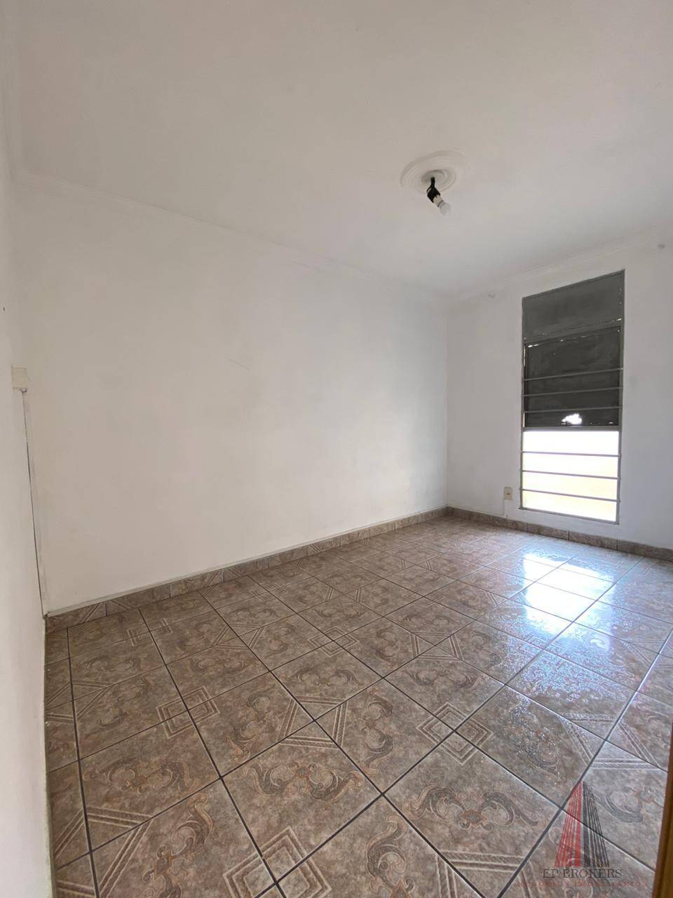 Apartamento à venda com 2 quartos, 44m² - Foto 4