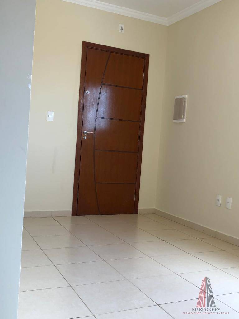 Apartamento à venda com 2 quartos, 65m² - Foto 3