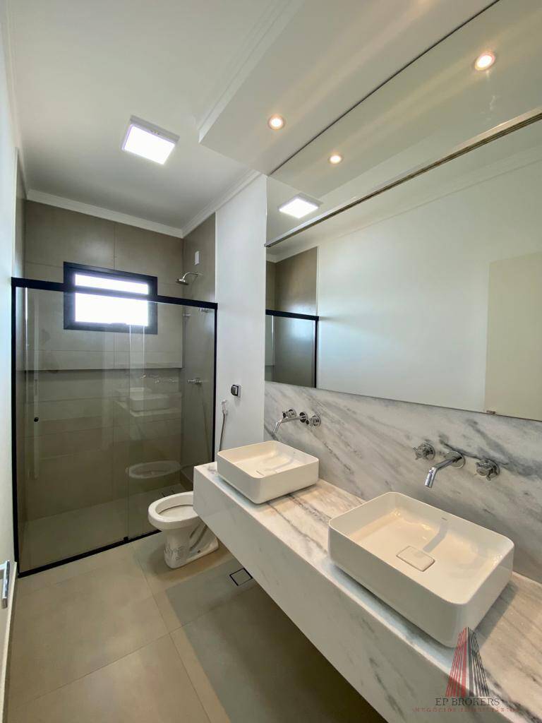 Casa à venda com 3 quartos, 240m² - Foto 20