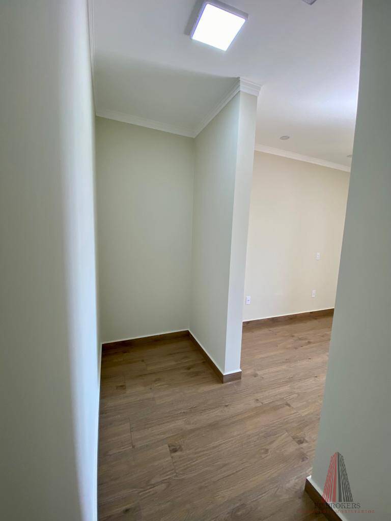 Casa à venda com 3 quartos, 240m² - Foto 24