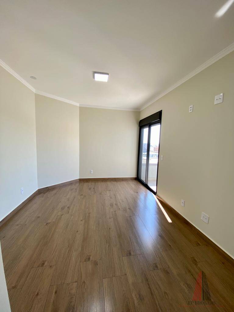 Casa à venda com 3 quartos, 240m² - Foto 23