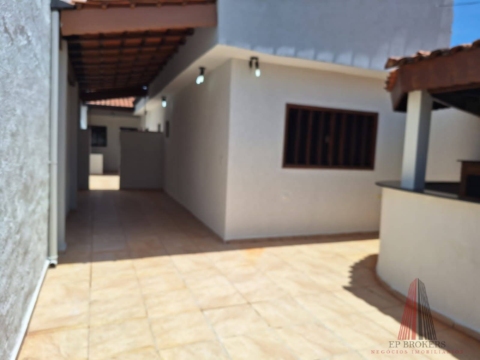 Casa à venda com 2 quartos, 110m² - Foto 12