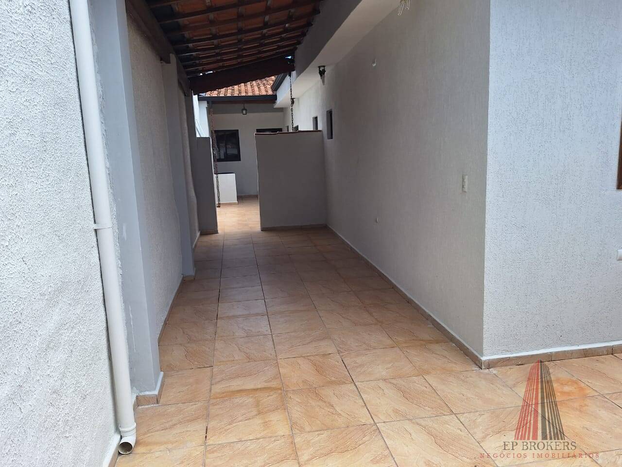 Casa à venda com 2 quartos, 110m² - Foto 17