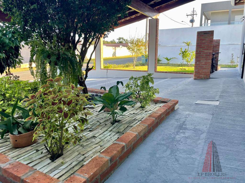 Casa de Condomínio à venda com 4 quartos, 350m² - Foto 42