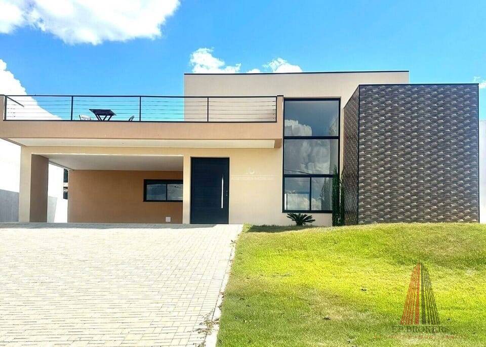 Casa à venda com 3 quartos, 220m² - Foto 1