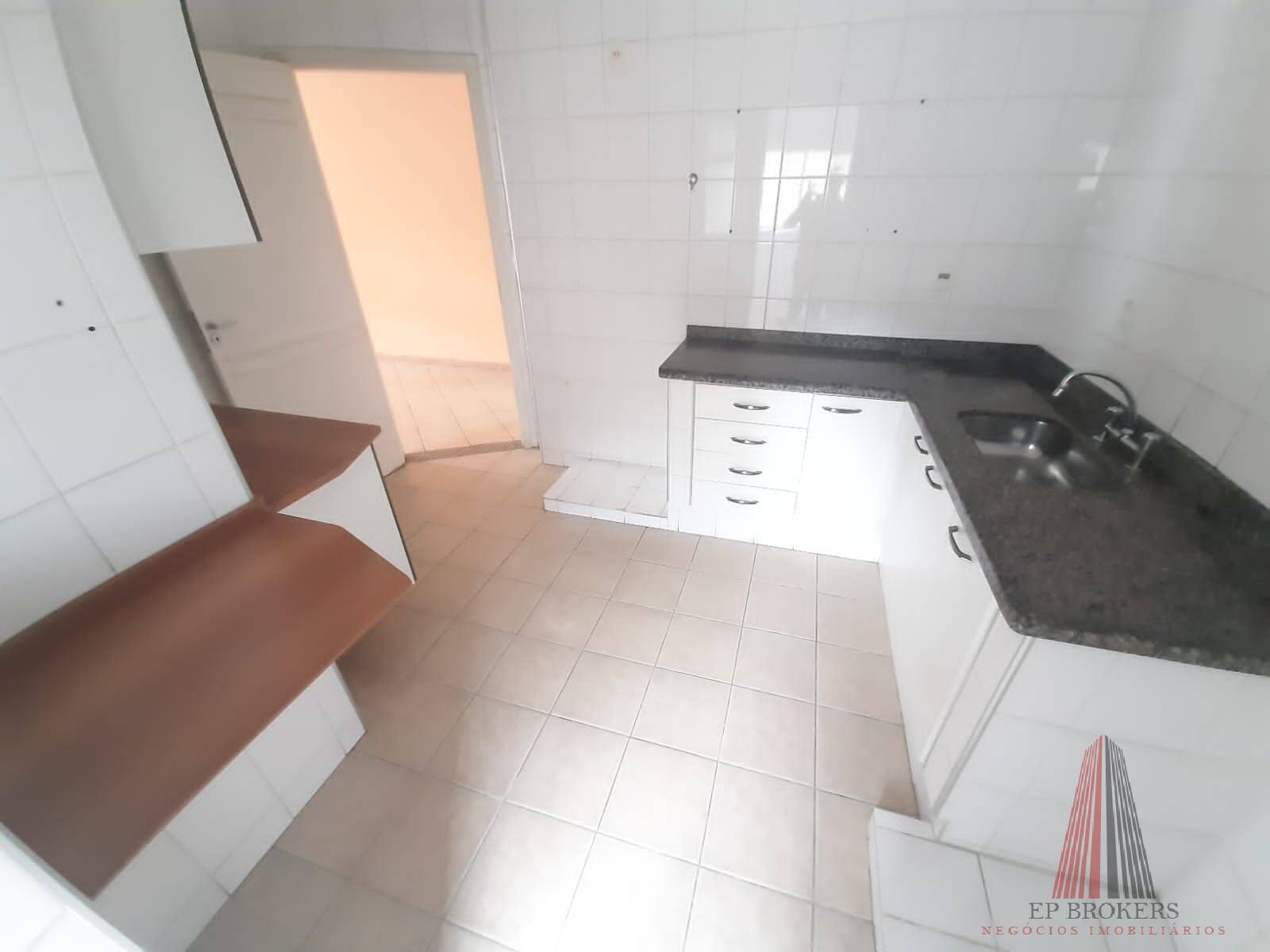 Apartamento à venda com 2 quartos, 69m² - Foto 5