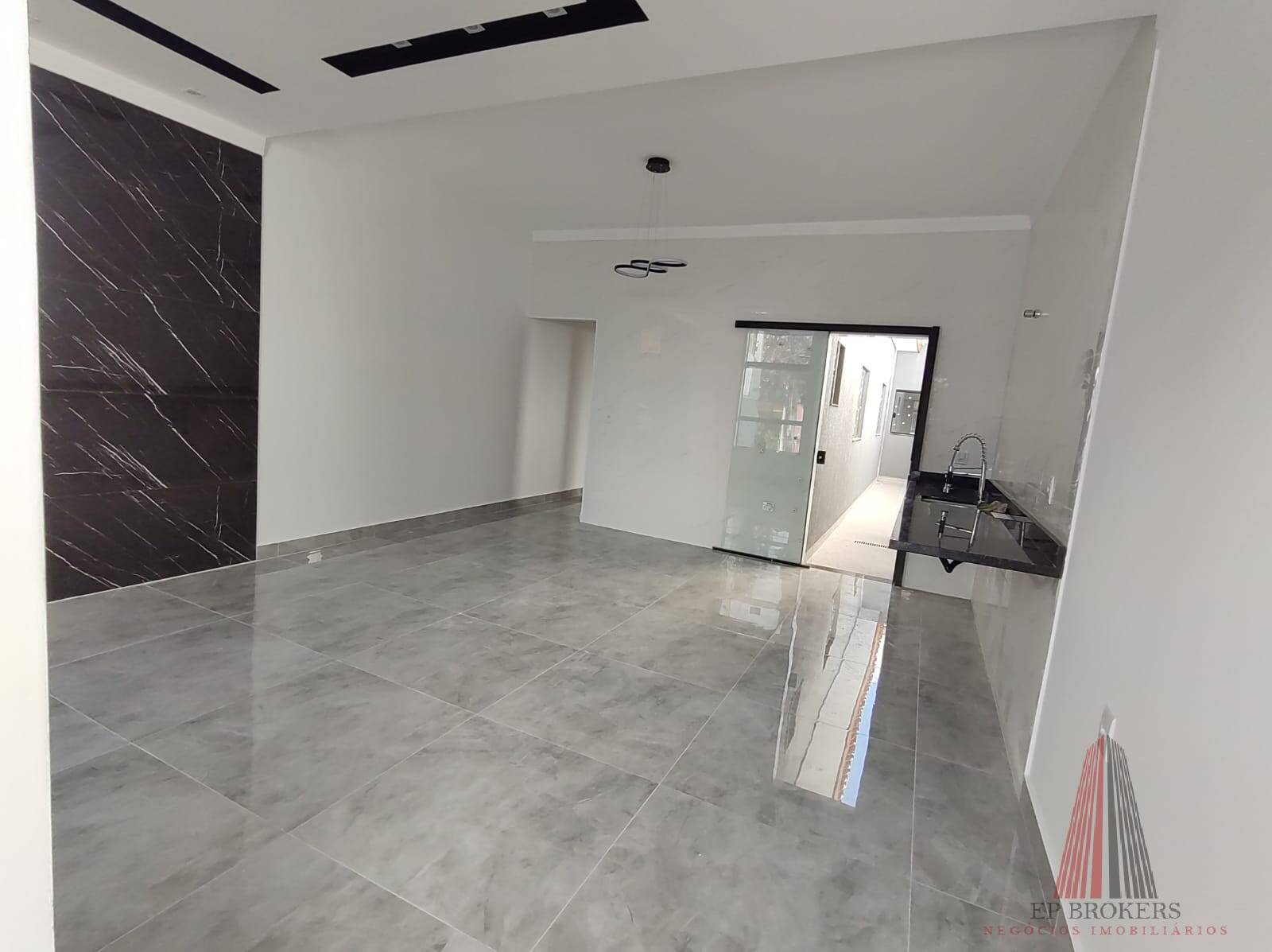 Casa à venda com 3 quartos, 92m² - Foto 14