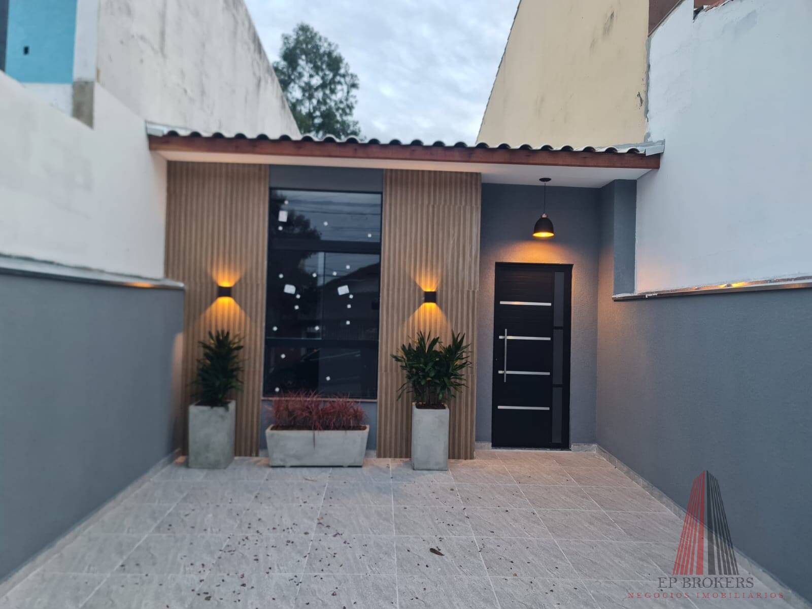 Casa à venda com 3 quartos, 92m² - Foto 5