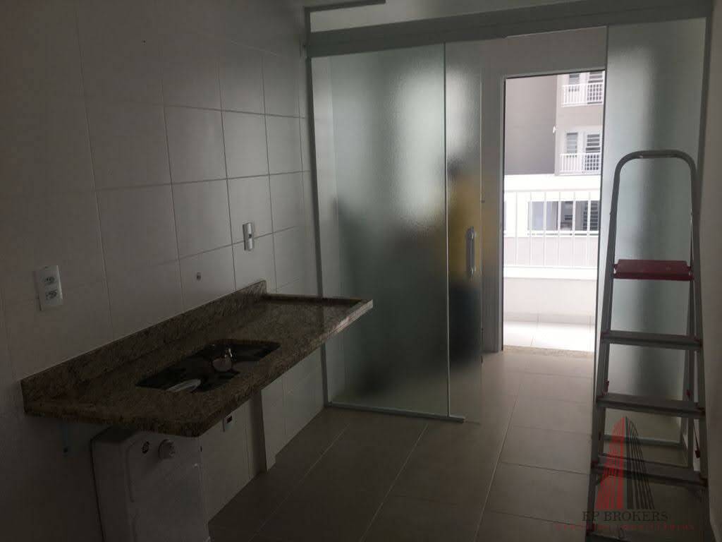 Apartamento à venda com 2 quartos, 72m² - Foto 11