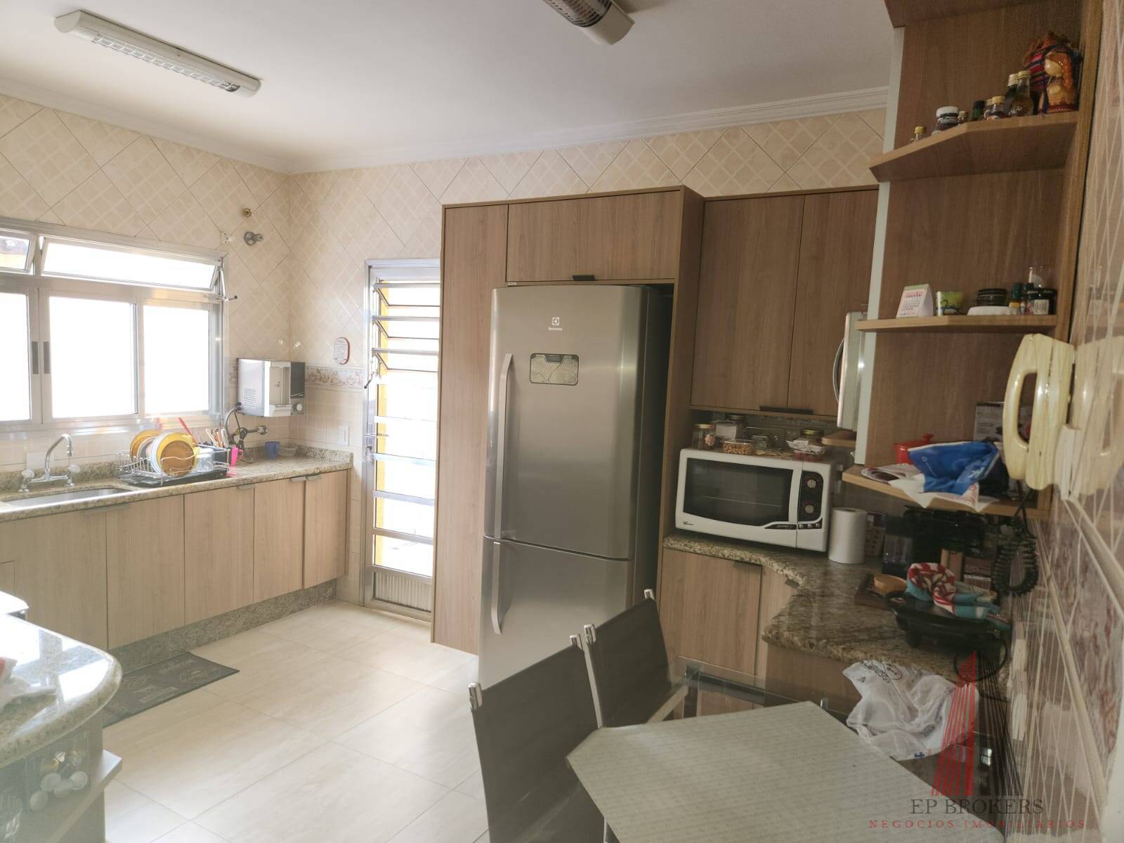 Sobrado à venda com 4 quartos, 300m² - Foto 11