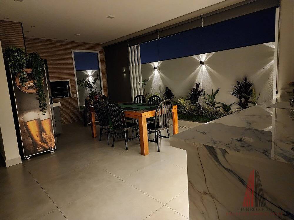 Casa à venda com 3 quartos, 165m² - Foto 35