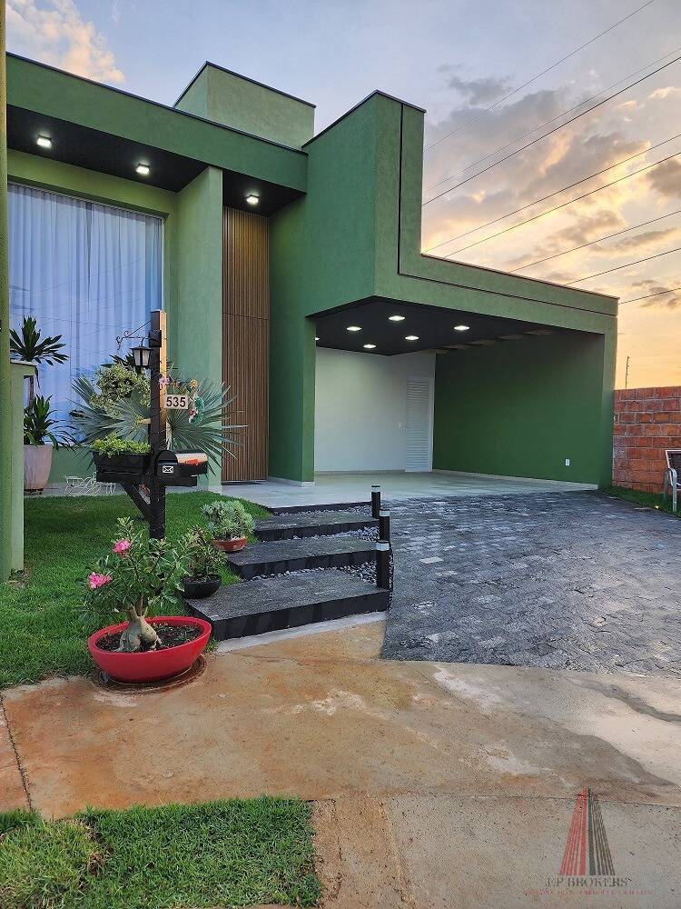 Casa à venda com 3 quartos, 165m² - Foto 4