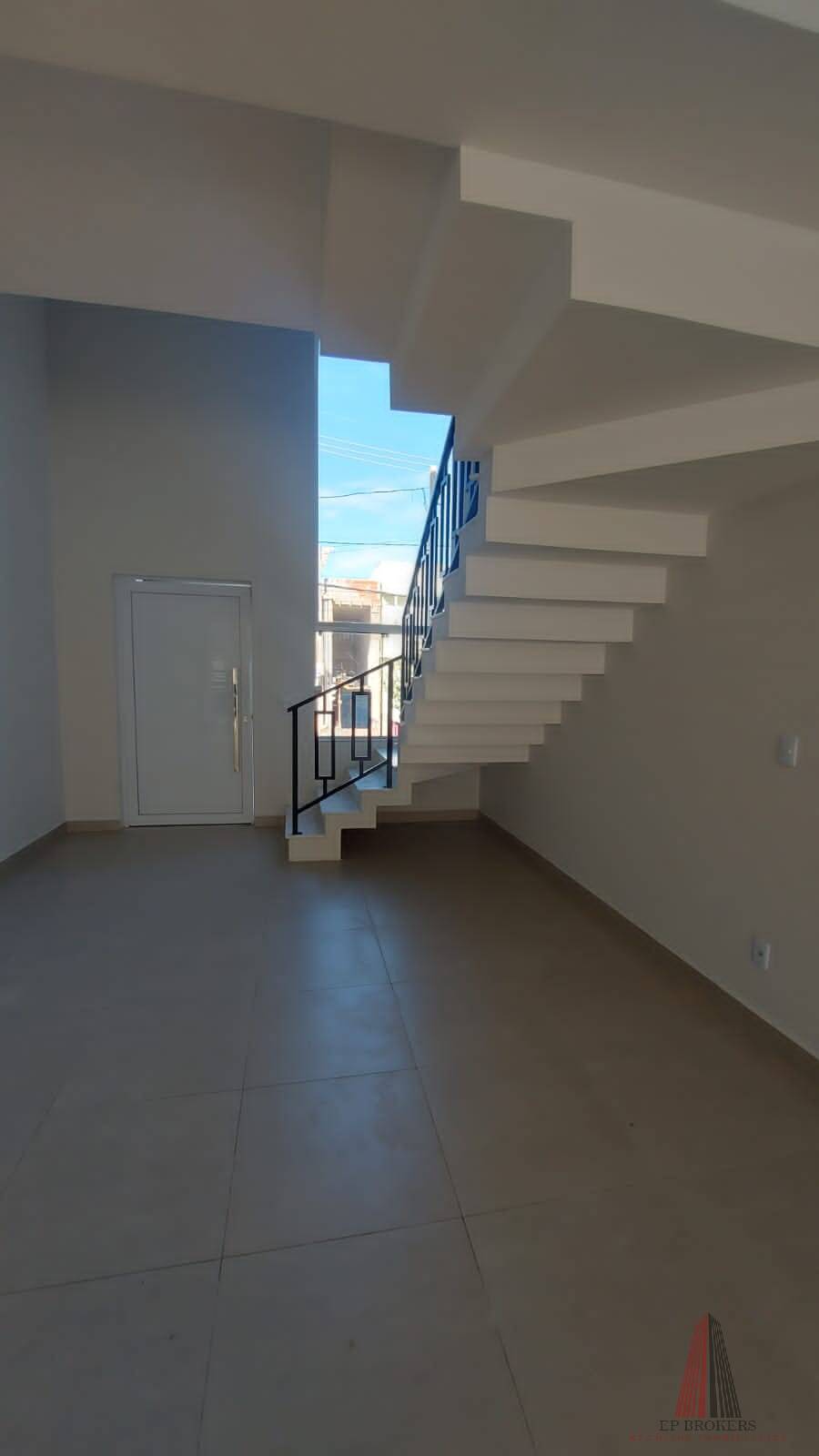 Sobrado à venda e aluguel com 4 quartos, 297m² - Foto 12