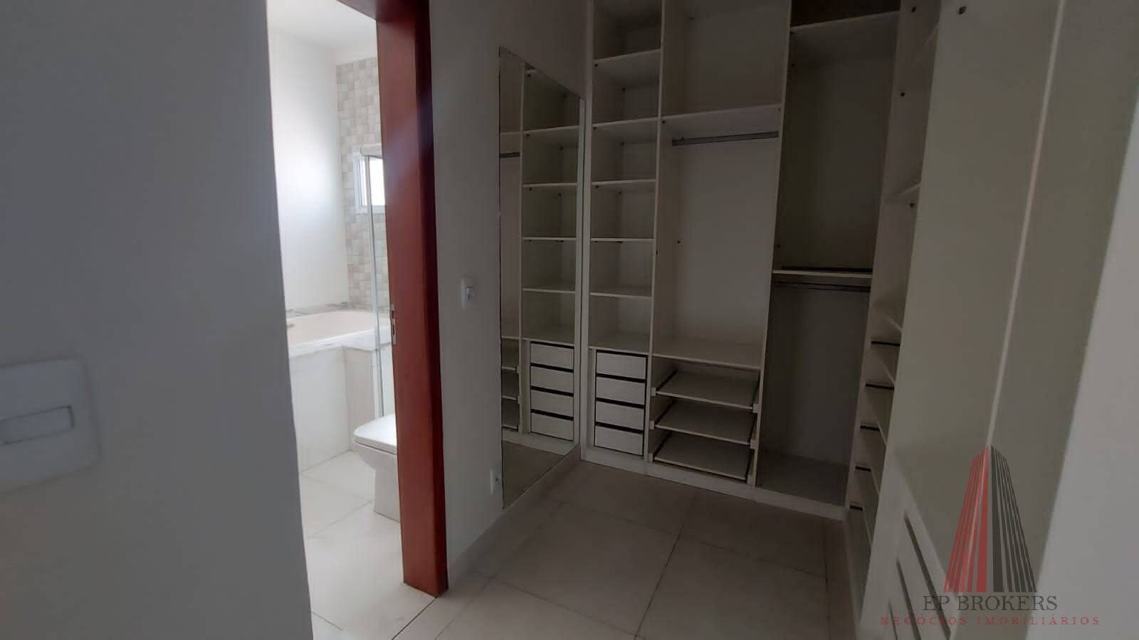 Sobrado à venda e aluguel com 4 quartos, 297m² - Foto 26