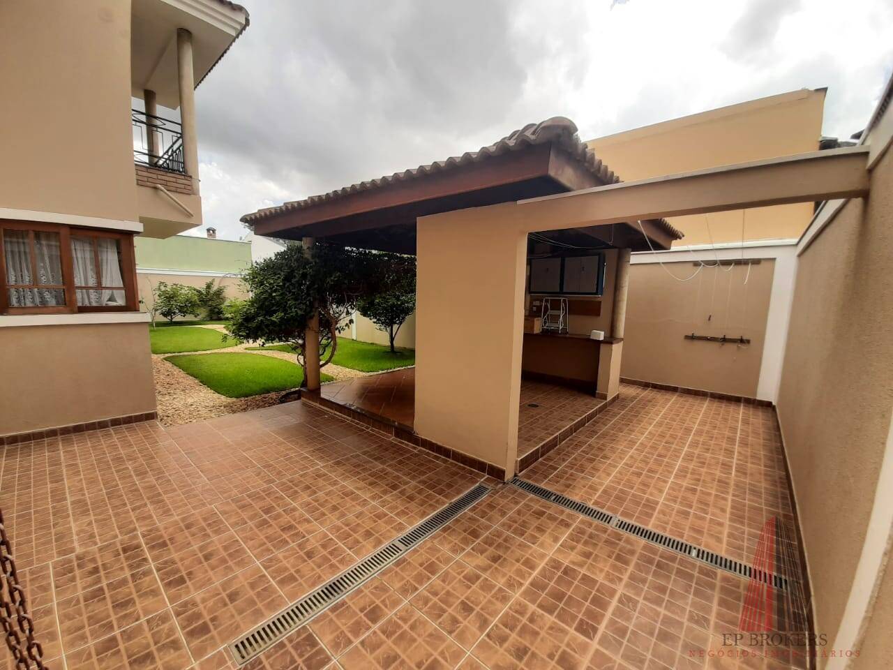 Casa à venda com 4 quartos, 338m² - Foto 43