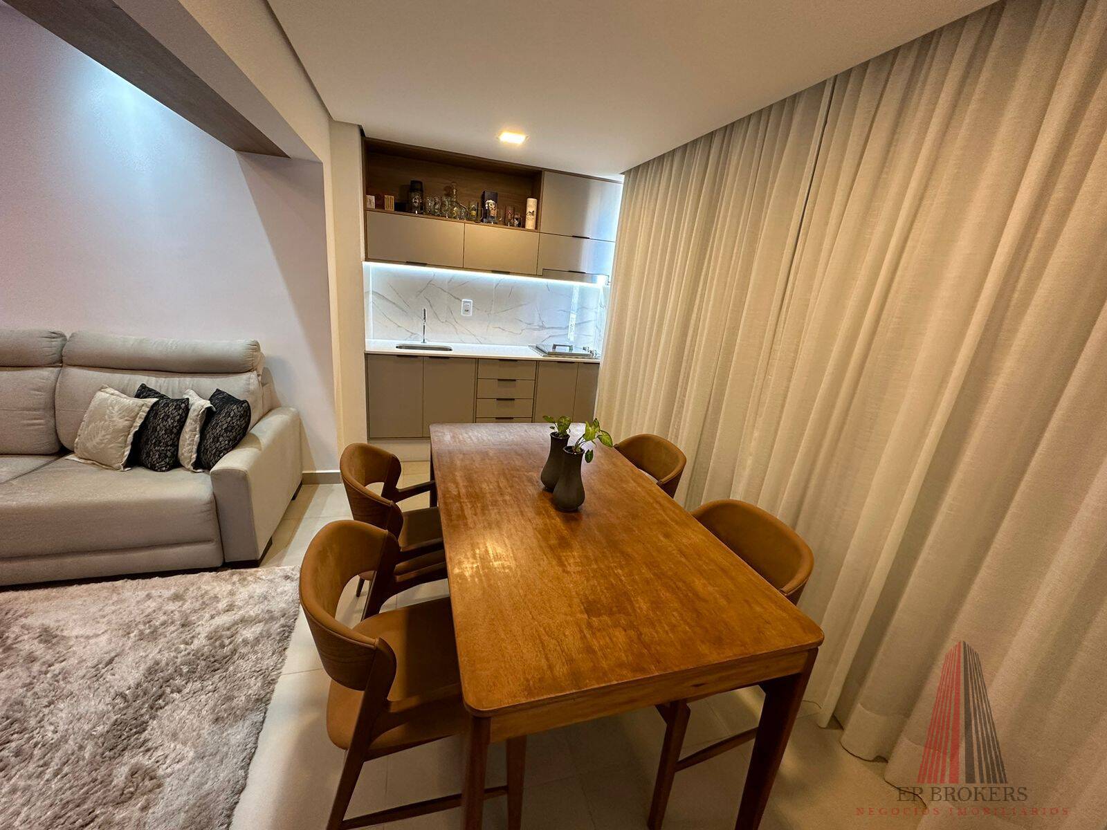 Apartamento à venda com 3 quartos, 103m² - Foto 7