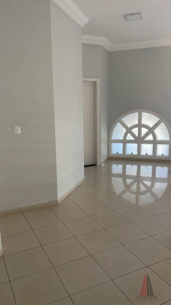 Sobrado para alugar com 4 quartos, 310m² - Foto 13