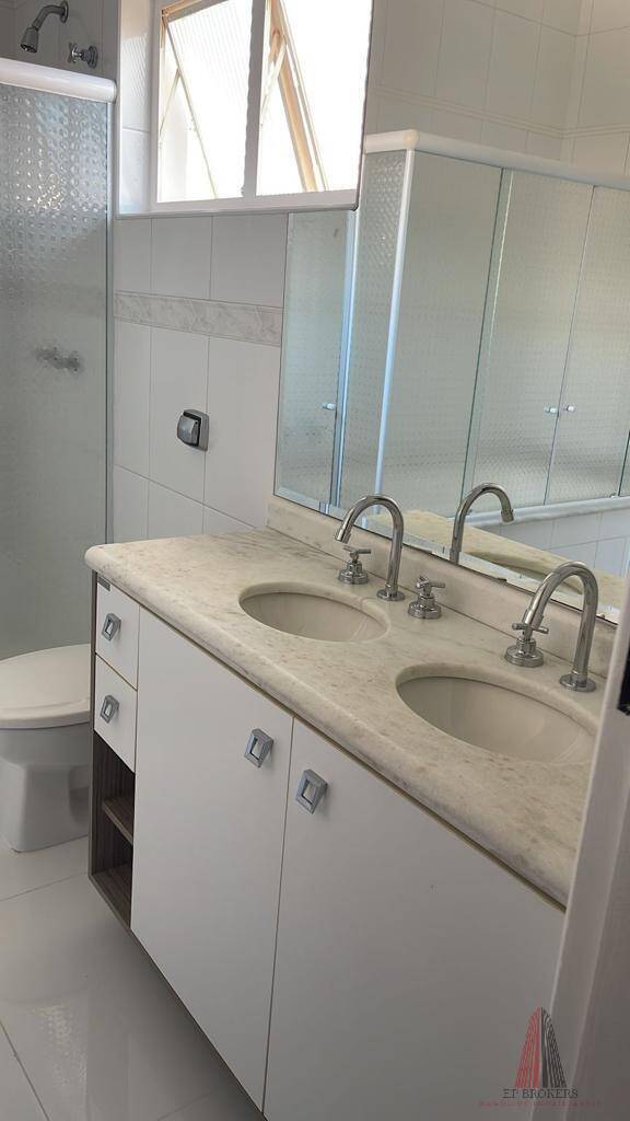 Sobrado para alugar com 4 quartos, 310m² - Foto 28