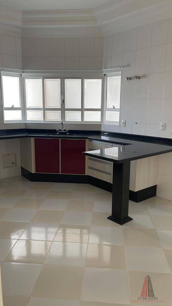 Sobrado para alugar com 4 quartos, 310m² - Foto 7