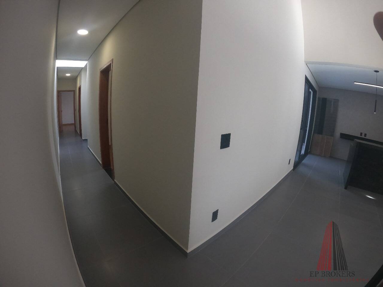 Casa à venda com 3 quartos, 200m² - Foto 12