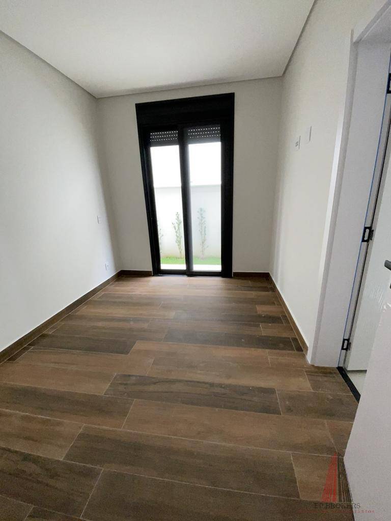 Casa à venda com 3 quartos, 200m² - Foto 16