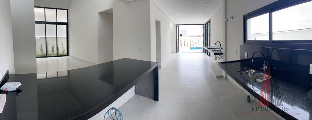 Casa à venda com 3 quartos, 200m² - Foto 4