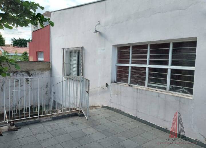 Casa à venda com 2 quartos, 150m² - Foto 2