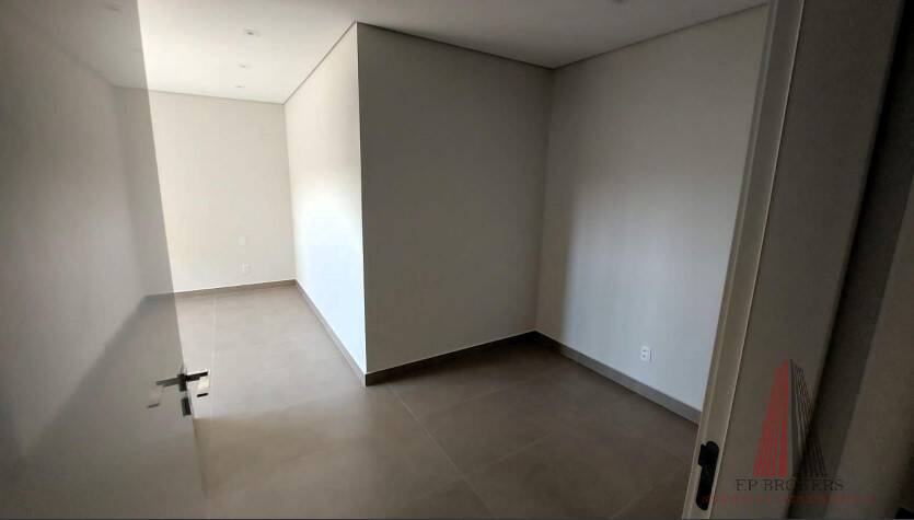 Casa à venda com 4 quartos, 270m² - Foto 10