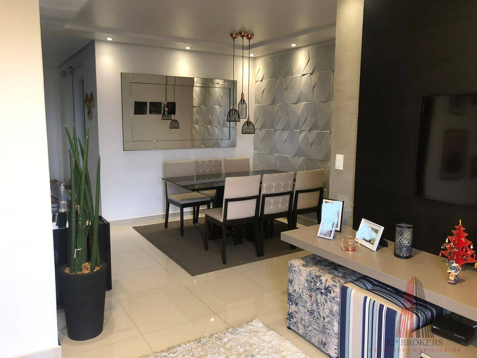 Apartamento à venda com 3 quartos, 86m² - Foto 1