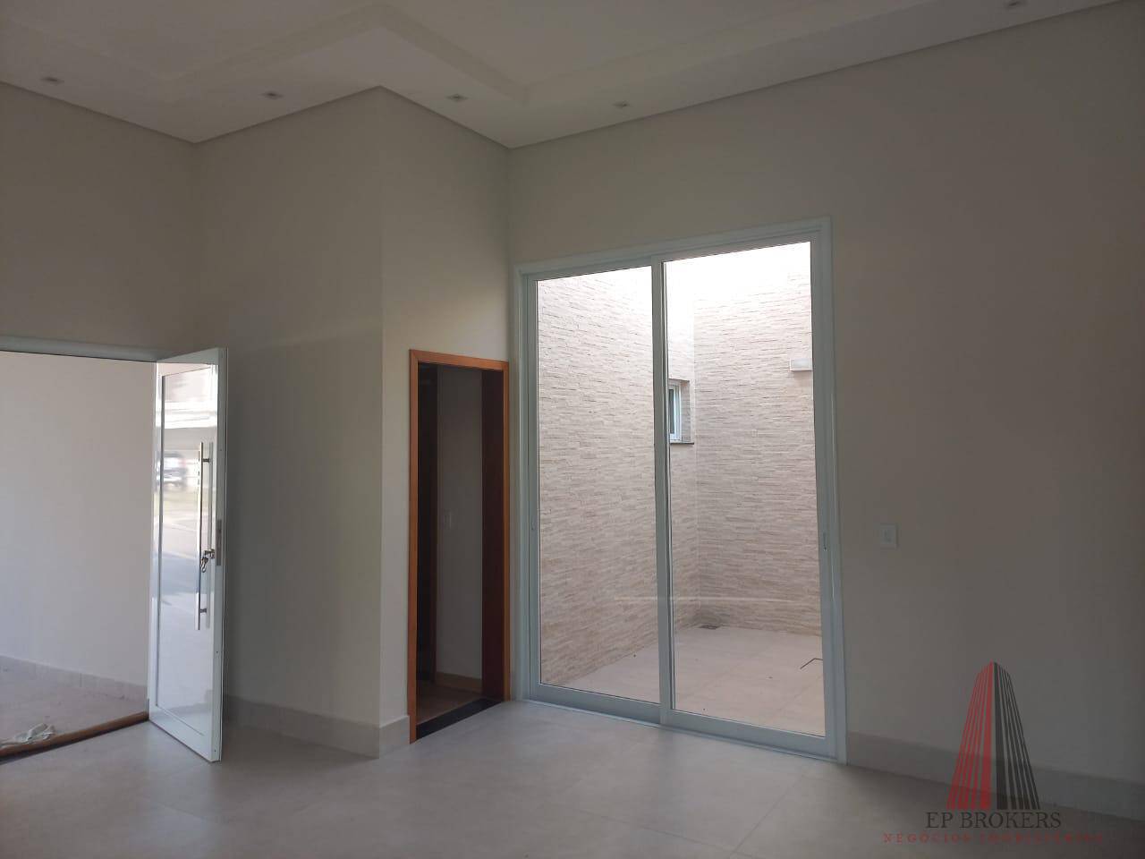 Casa à venda com 3 quartos, 168m² - Foto 4