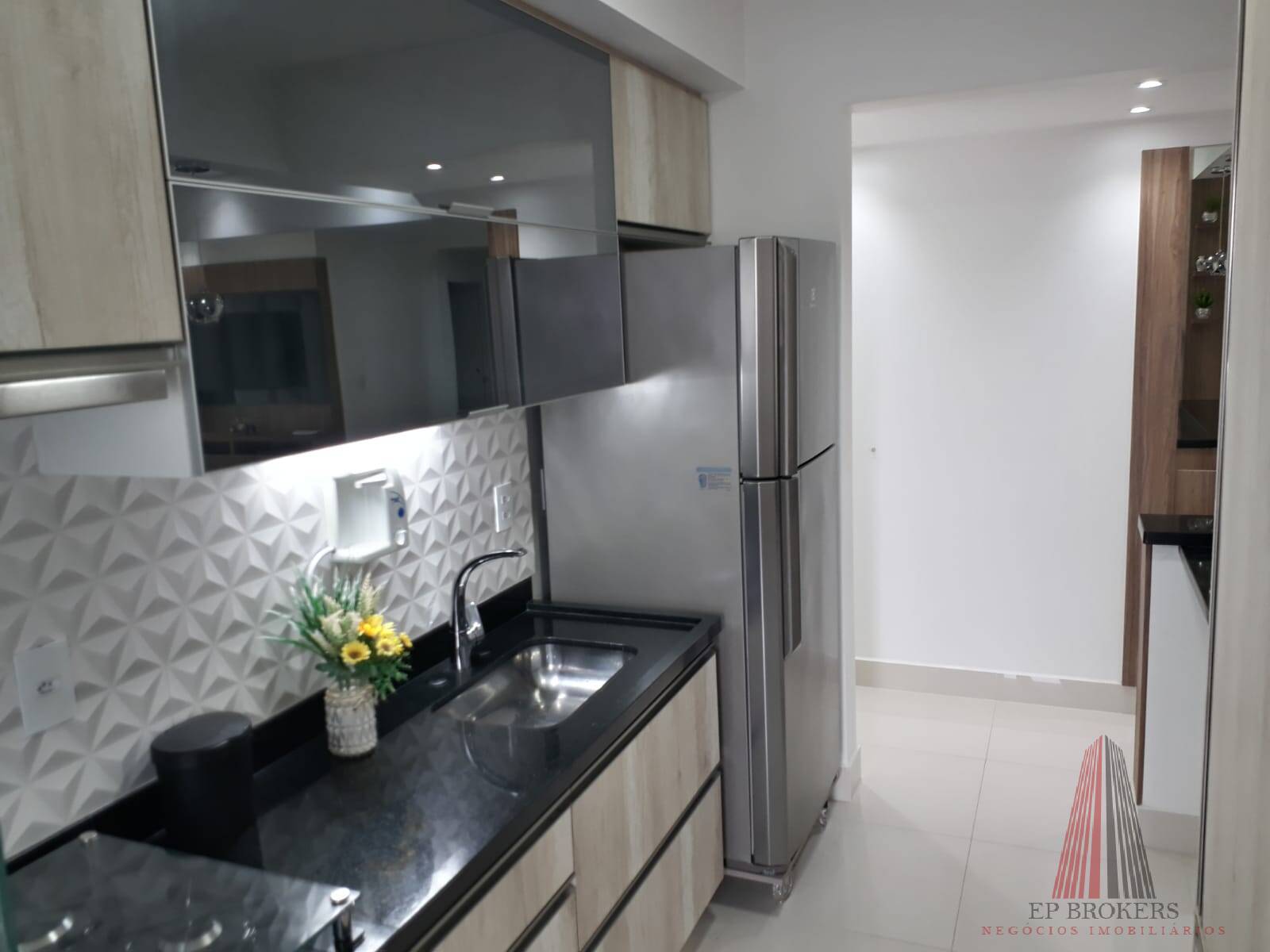 Apartamento à venda com 2 quartos, 72m² - Foto 9