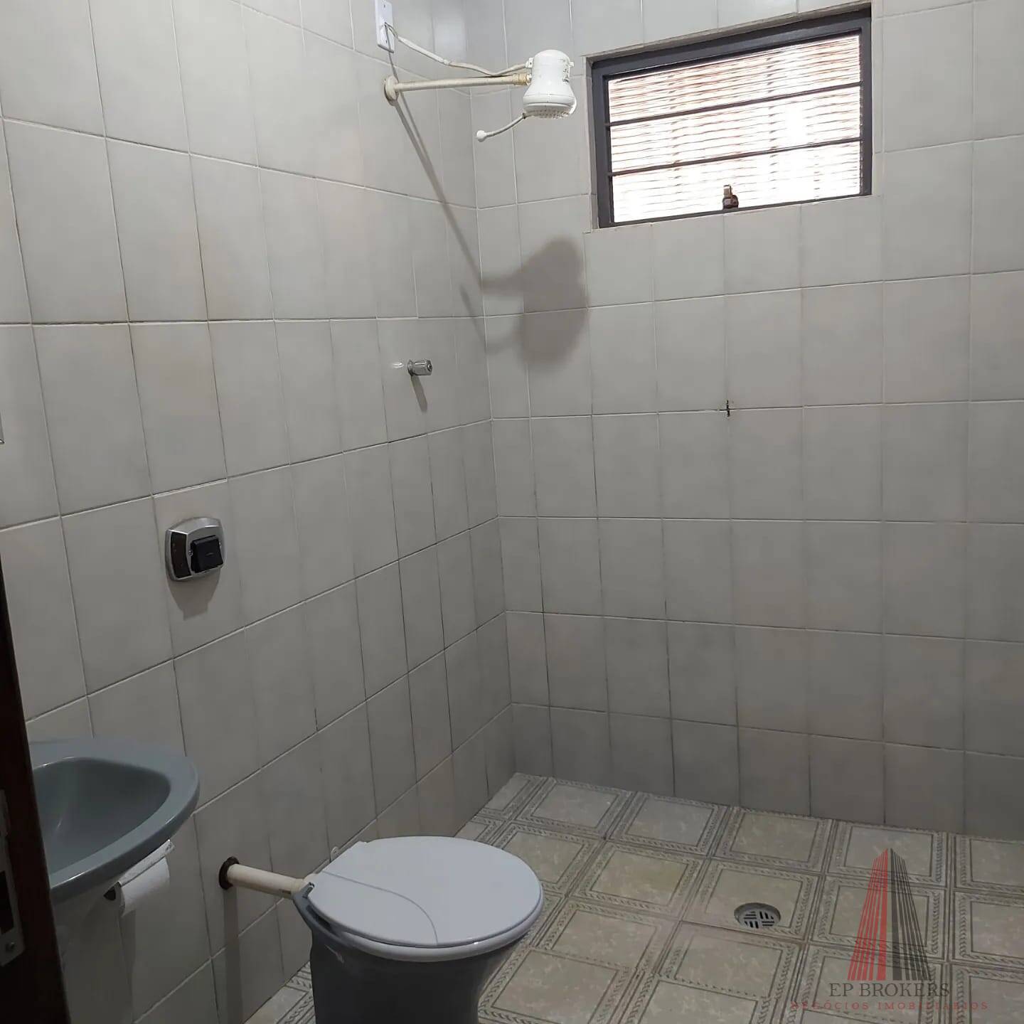 Casa à venda com 2 quartos, 120m² - Foto 6