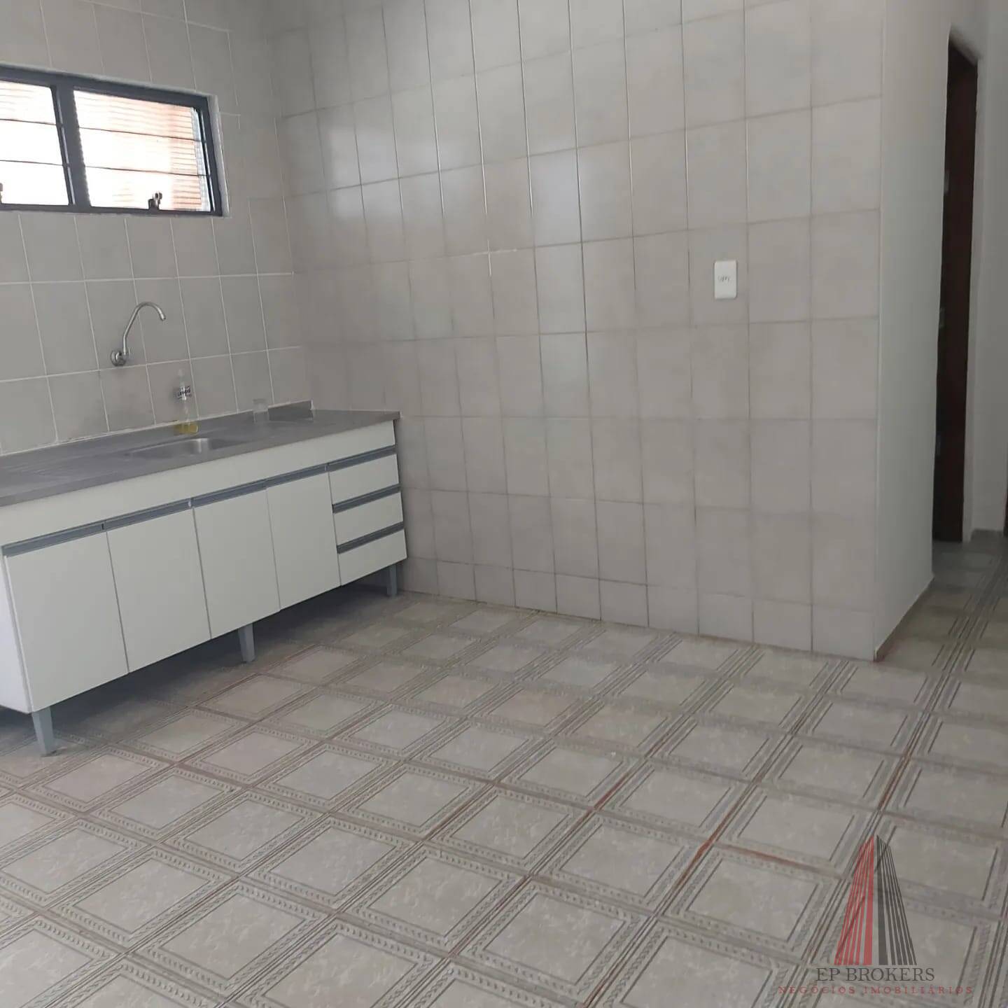 Casa à venda com 2 quartos, 120m² - Foto 7