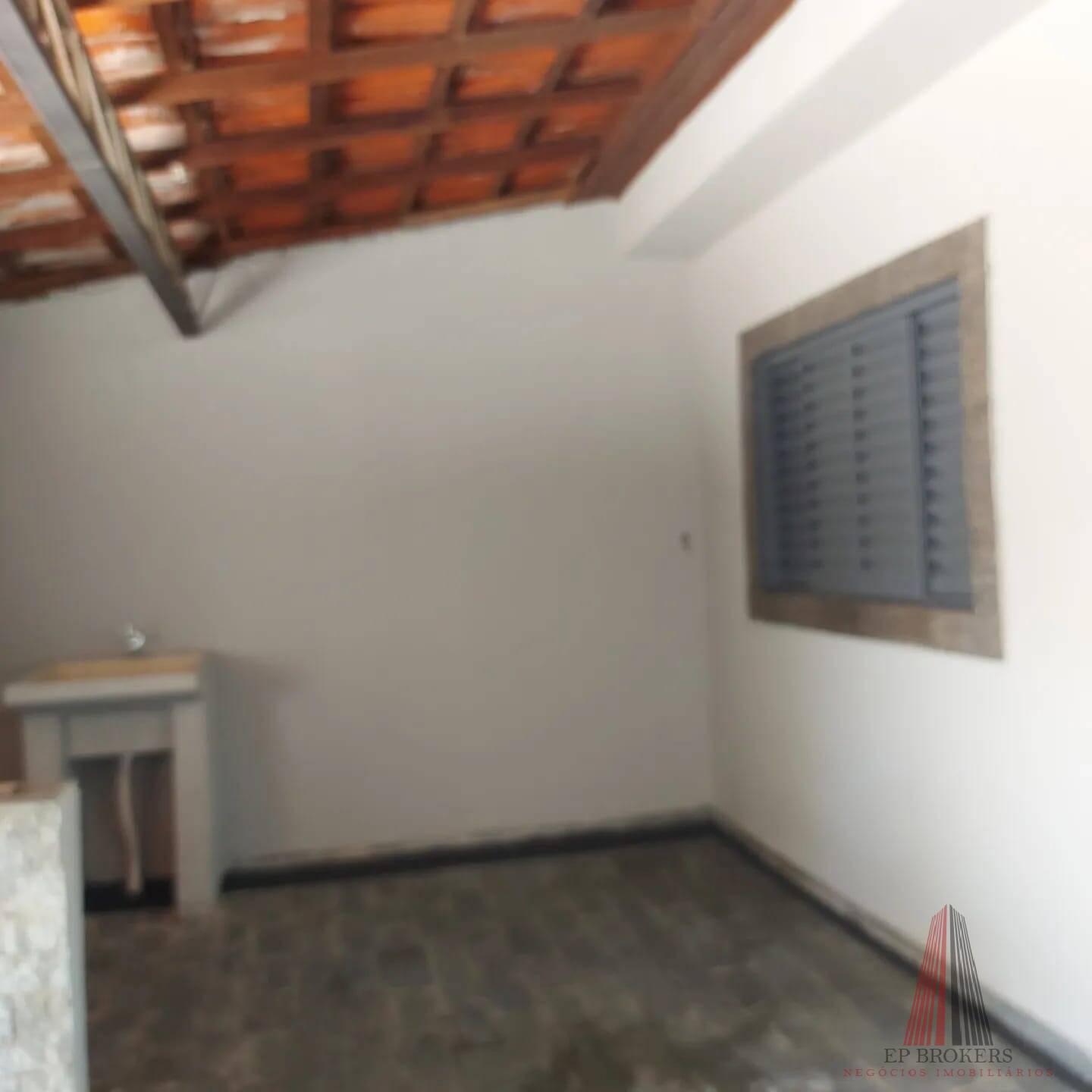 Casa à venda com 2 quartos, 120m² - Foto 13