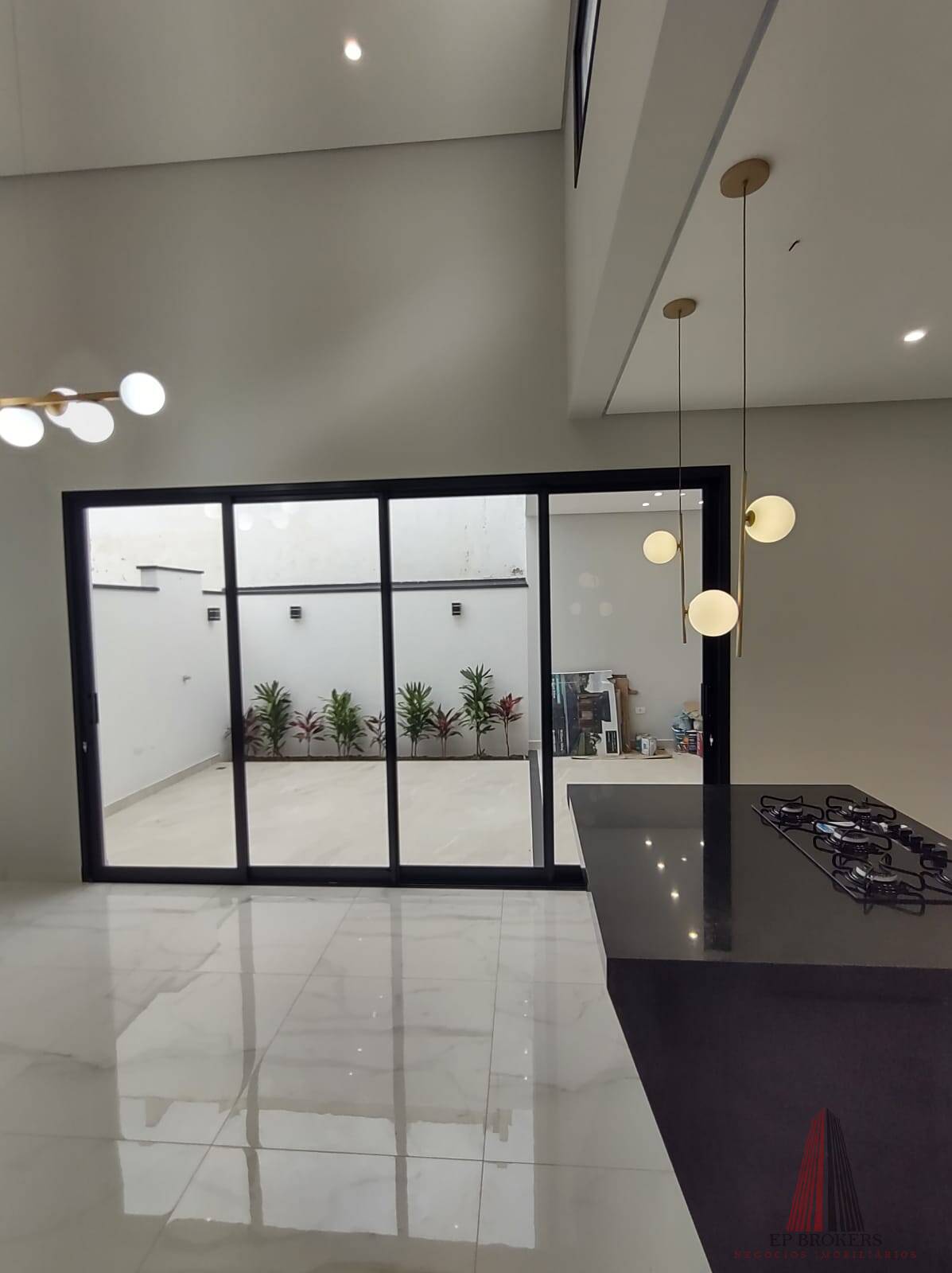 Casa à venda com 3 quartos, 121m² - Foto 5