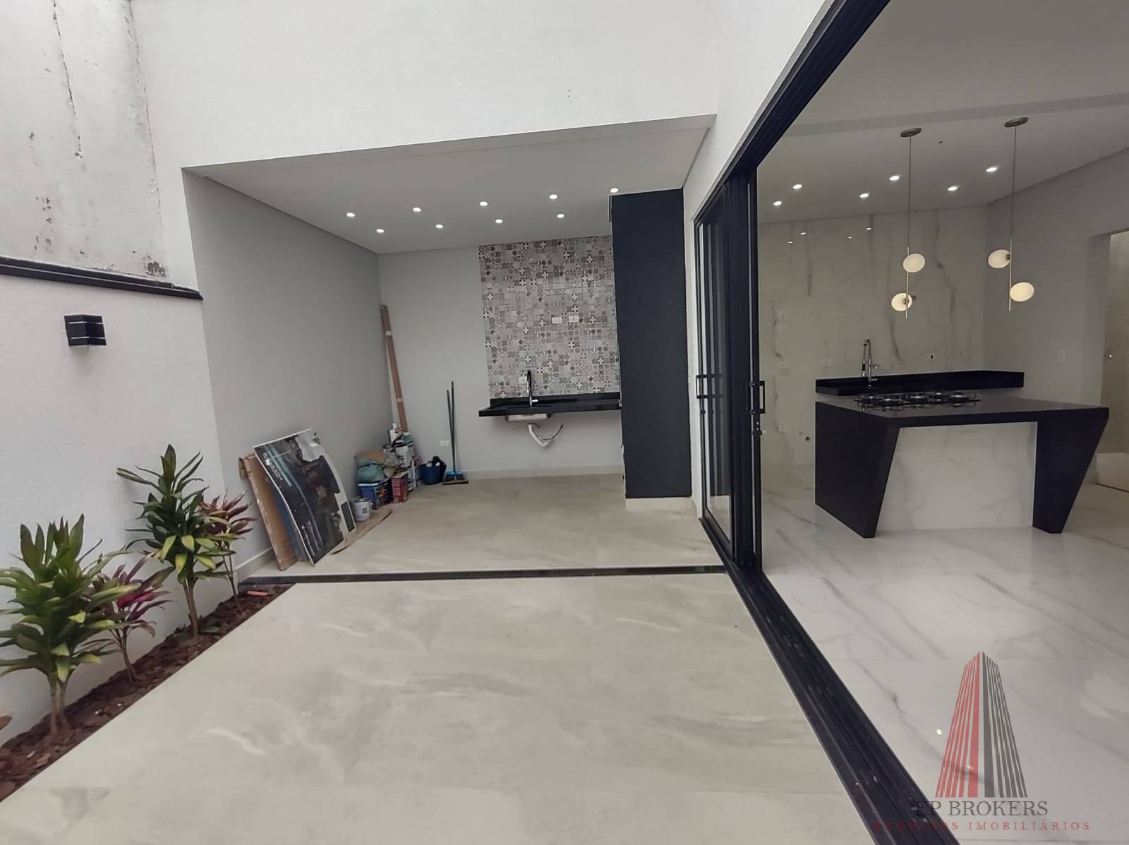 Casa à venda com 3 quartos, 121m² - Foto 20