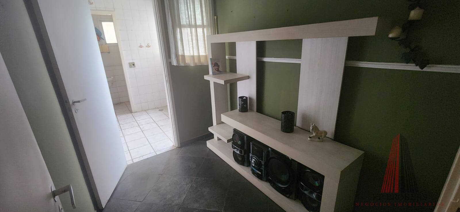 Apartamento à venda com 3 quartos, 98m² - Foto 5