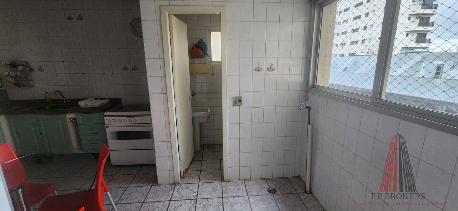 Apartamento à venda com 3 quartos, 98m² - Foto 11