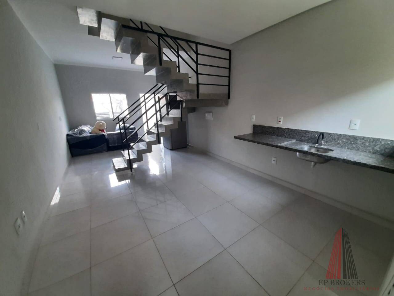 Casa à venda com 2 quartos, 82m² - Foto 5