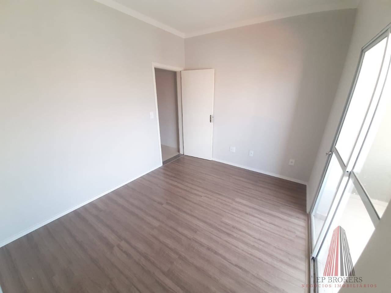 Casa à venda com 2 quartos, 82m² - Foto 12