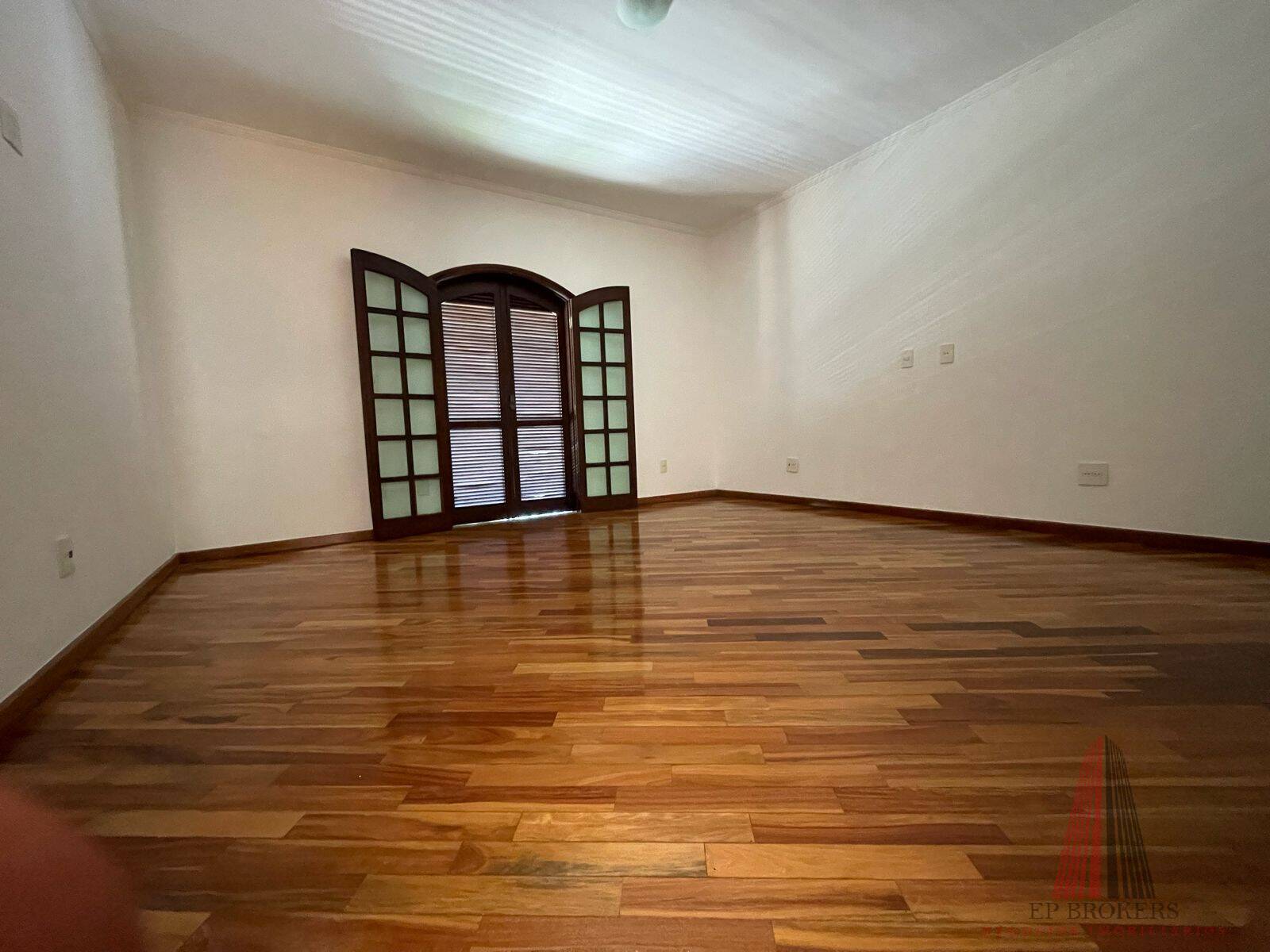 Sobrado à venda com 4 quartos, 460m² - Foto 11