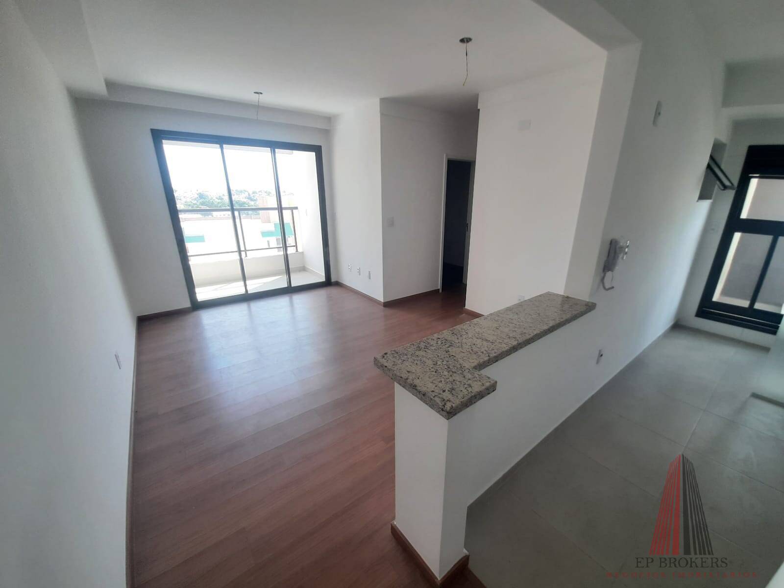 Apartamento à venda com 2 quartos, 62m² - Foto 2