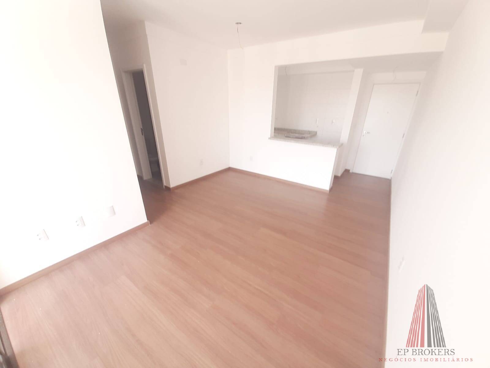 Apartamento à venda com 2 quartos, 62m² - Foto 3