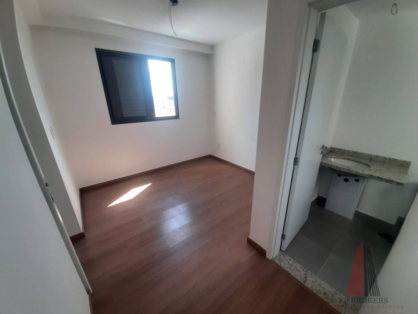 Apartamento à venda com 2 quartos, 62m² - Foto 12